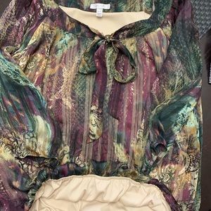 Women’s blouse